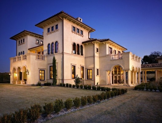 $12,5 Million La Rotunda Estate on Lake Travis