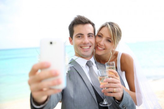 Hire a social media wedding concierge  for $3000