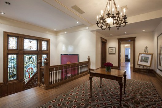 Ann Lurie's Mansion in Chicago Without Side Yard on Sale for $15 Million