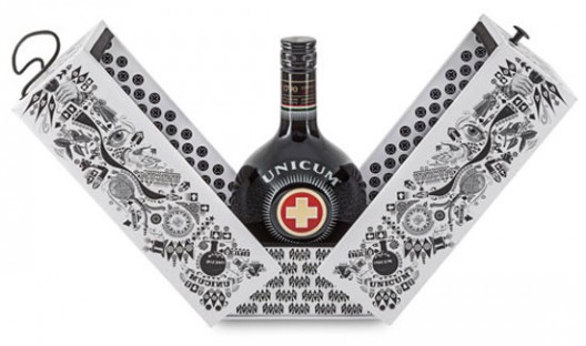 The bitter Unicum is offered to the temptation of customers with a special edition signed by Lorenzo Petrantoni, which offers pleasing aesthetic qualities and organoleptic characteristics