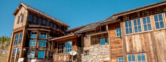 Concierge Auctions Offers Rustic Yet Modern Estate in the Rocky Mountains