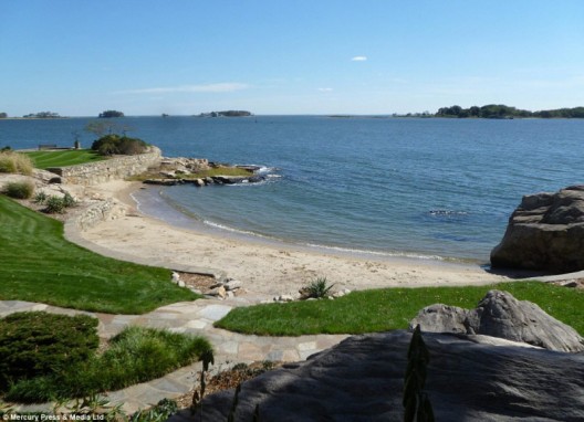 A Private Luxury Island With Its Own Cannon Is Up For $11 Million