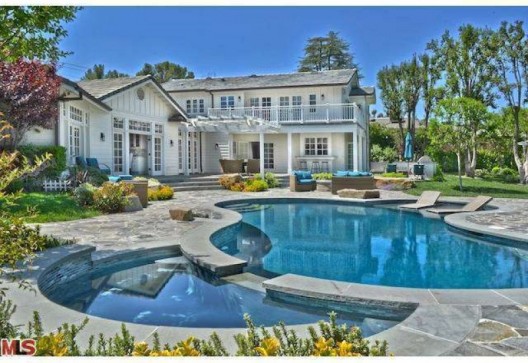 Selena Gomez's Valley Home on Sale for $3.495 Million