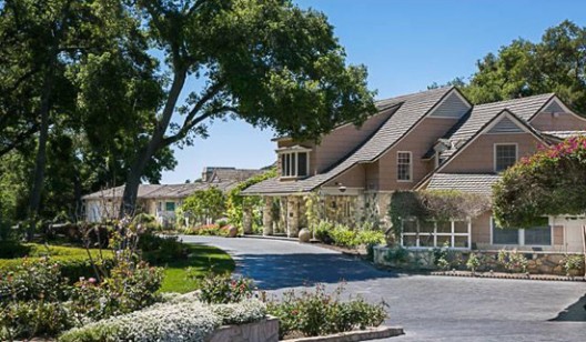 Amber Hills - Secluded Hideaway in Brentwood on Sale by Concierge Auctions