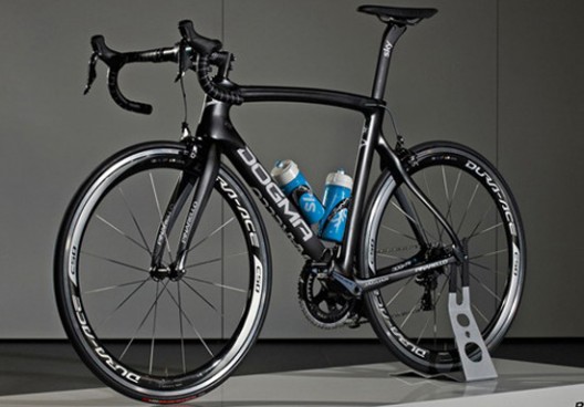 Jaguar Partners With Pinarello For Dogma F8 Bicycle