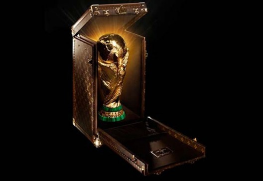 The 2014 FIFA World Cup trophy gets a Louis Vuitton case and supermodel Gisele Bundchen for a presenter