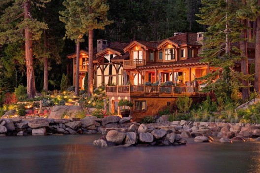 Sunny Nevada Lakefront Estate on Sale for $28,5 Million