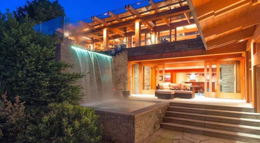 World Class West Coast Waterfront Residence