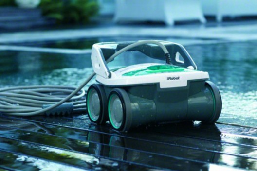 iRobot Mirra 530 - Fantastic Robotic Pool Cleaner