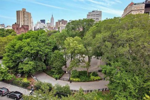 Julia Stiles' Sold New York City Duplex For $2.7 million