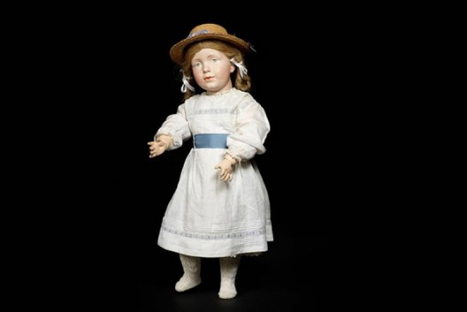 World's Most Expensive - Rare Kämmer & Reinhardt Doll Sold for $400,000