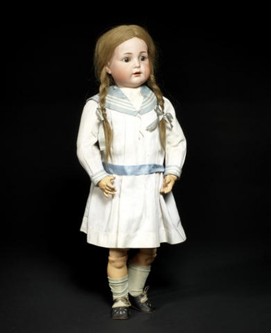 World's Most Expensive - Rare Kämmer & Reinhardt Doll Sold for $400,000