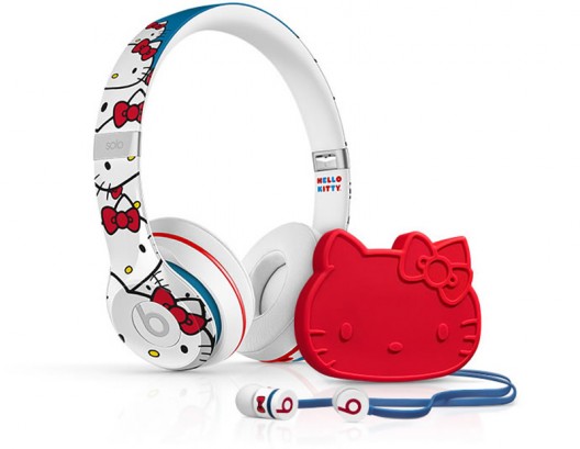 Hello Kitty Headphones by Beats by Dr.Dre for 40th Anniversary
