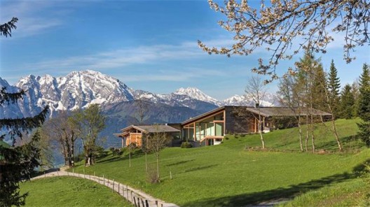 Modern Austrian Estate Overlooking Salzburg Mountain on Sale