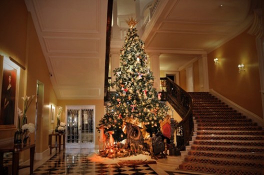Dolce & Gabbana Christmas Tree for Claridges