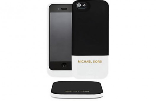 High-tech Accessories by Michael Kors and Duracell