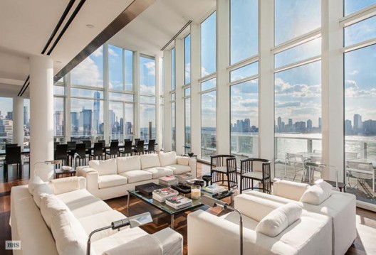 Trophy Richard Meier Penthouse at 165 Charles Street On Sale for $40 Million