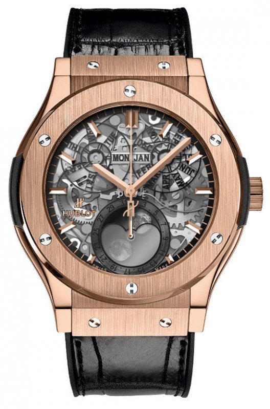 Hublot further expands the Classic Fusion line with a Hublot Classic Fusion Aeromoon