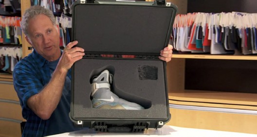 Nikes Self-lacing Air Mags - Back to the Future Sneakers Coming This Year