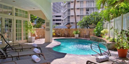 Joie De Vivres Hawaii Hotels Offers Fun Packages