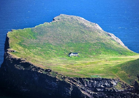 The most isolated houses in the world is located on the beautiful island of Elliðaey