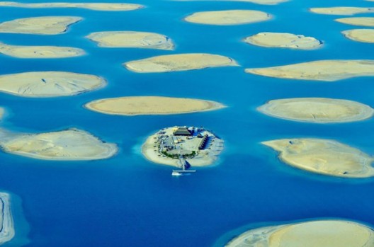 Dubai to Get Super Luxury Floating Private Island Villas