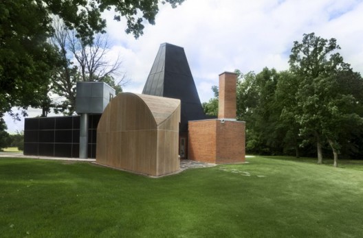 Frank Gehry's Winton Guest House at Auction