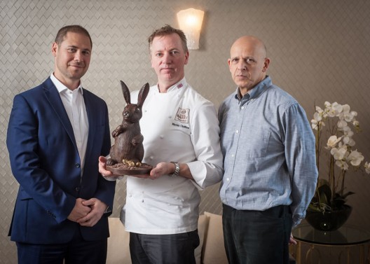 £33,000 Worlds Most Extravagant Chocolate Easter Bunny