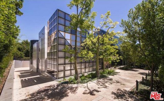 Architectural Glass & Steel Mansion Lists in Beverly Hills
