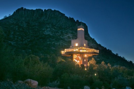Falcon Nest in Prescott, Arizona – North America’s Tallest Home On Sale For $2,8 Million