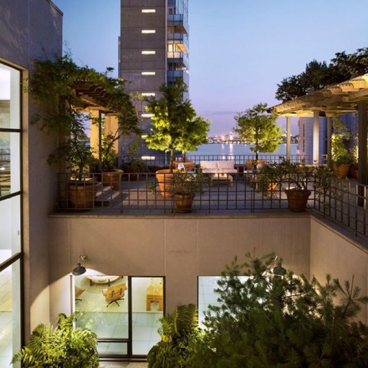 Robert De Niros Rented Home Is Up For $39 Million In New York City