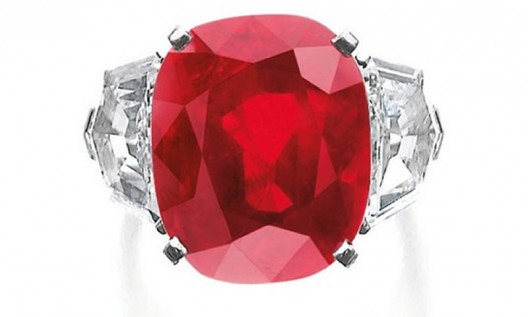 The Historic Pink Diamond Sold for $15,9 Million