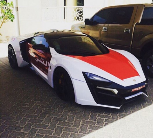 Dubai Police Lykan HyperSport