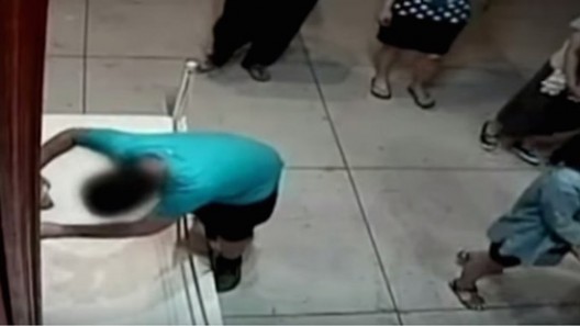 Boy Tripped and Distroyed $1.5 Million Valuable Painting