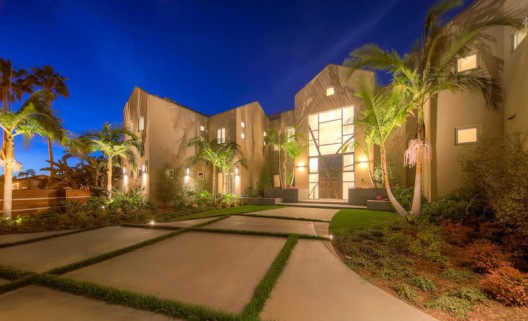 Rare San Diego Waterfront Estate On Sale For $12,9 Million