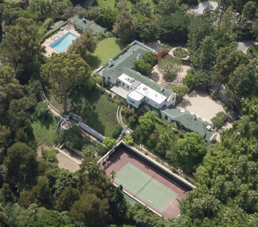 Taylor Swift Splashed Out $25 Million On Iconic Beverly Hills Mansion