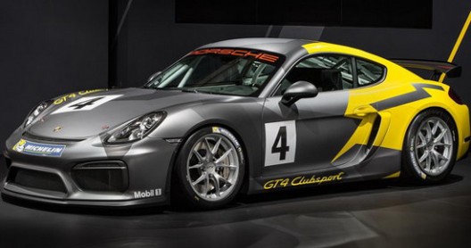 Racing Porsche Cayman GT4 Clubsport