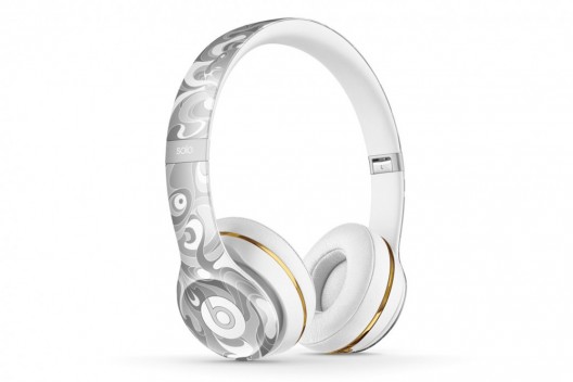Beats by Dre Celebrates Chinese New Year With Special Dre Solo² by James Jean
