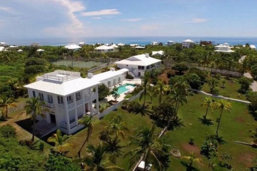 Coconut Grove Dorros Cove – Modern Plantation  In Bahamas On Sale For $6,5 Million