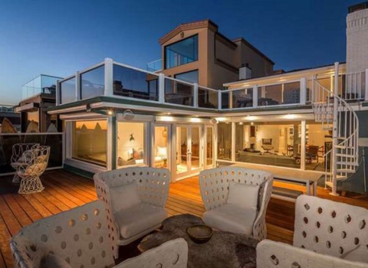 Judd Apatows Beachfront Malibu Mansion On Sale For $12 Million