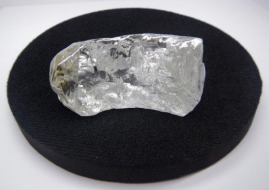 Giant 404.2-carat Diamond Just Discovered In Angola