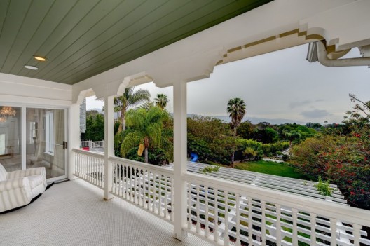 Chris Hemsworths Malibu Mansion On Sale For $6.5 Million