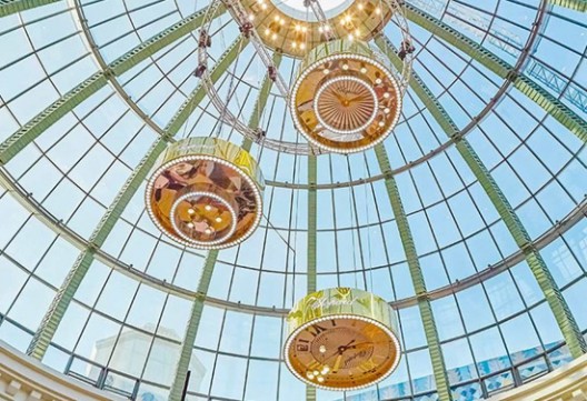Chopard's Happy Diamond Art Installation At The Mall of the Emirates