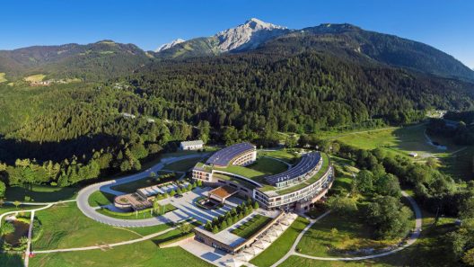 Luxury In Bavarian Alps – Kempinski Hotel Berchtesgaden