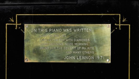 John Lennons Sgt. Peppers Piano