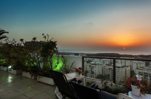 Concierge Auctions Offers Luxury Penthouse in Tel Aviv
