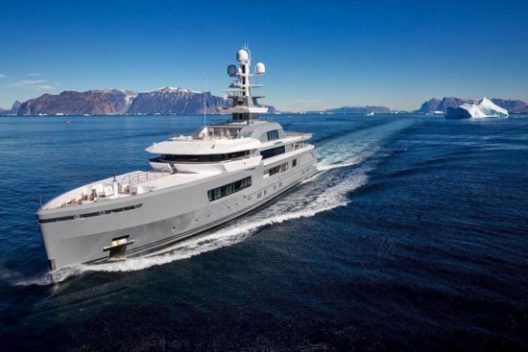 Cloudbreak – Perfect Yacht For A Trip Around The World