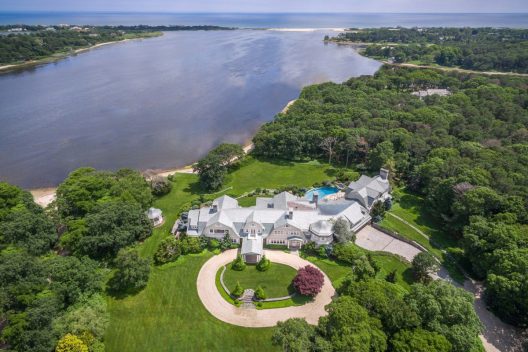 Waterfront Estate On Private Peninsula On Georgica Pond On Sale For $75 Million