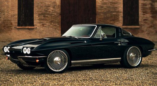 Restomod: Ares Design C2 Corvette Sting Ray with 518hp