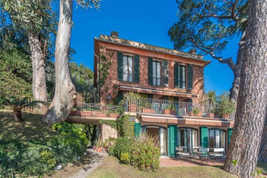 Majestic Italian Villa Overlooking The Bay Of Portofino On Sale
